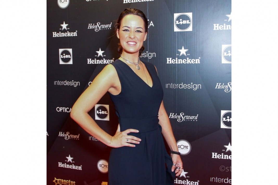 MACACO FERRACHE BRILHA NA "RED CARPET"