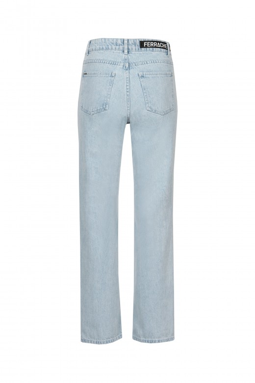 Jeans de pierna recta con bolsillo con logo en la parte posterior Jeans de pierna recta con bolsillo con logo en la parte posterior