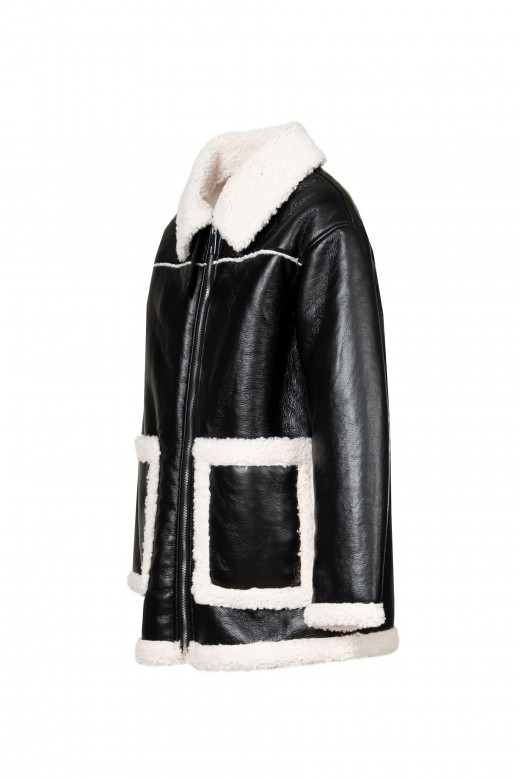 White short fur nappa coat