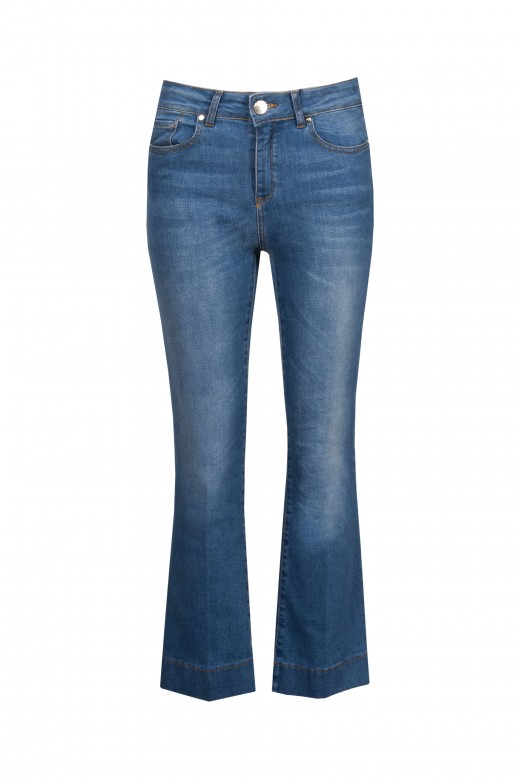 Bell bottom jeans with pleats
