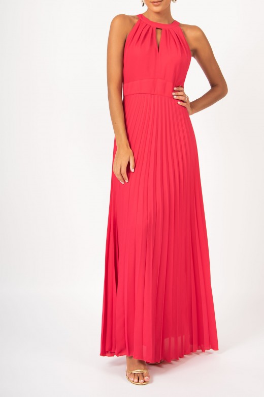 Long pleated dress with halter neckline