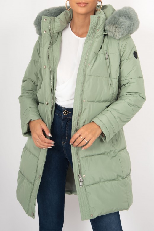 Long quilted parka hood with fur
