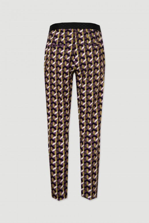 Pants with geometric pattern elastic back