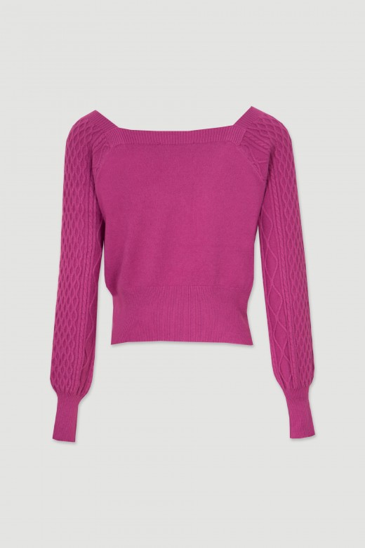 Short knit sweater with square neckline with reliefs Short knit sweater with square neckline with reliefs