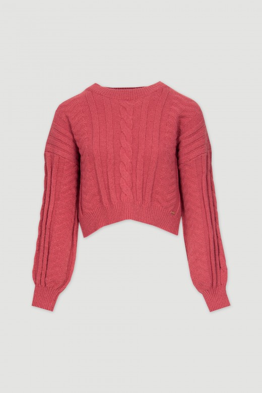 Cropped knit sweater with reliefs