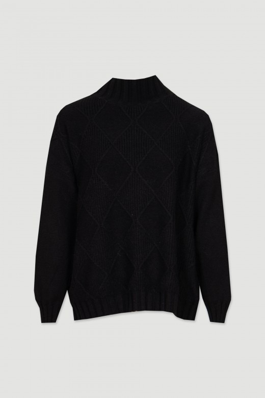 Knitted sweater with diamond reliefs