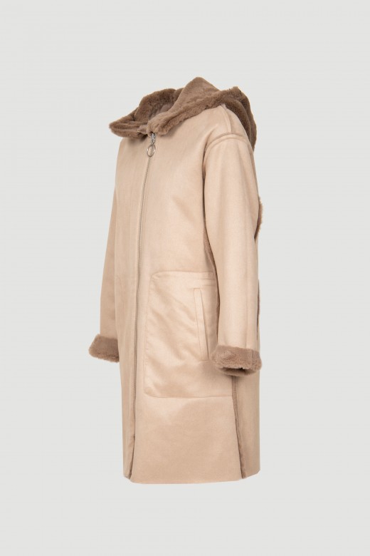 Reversible suede and fur coat