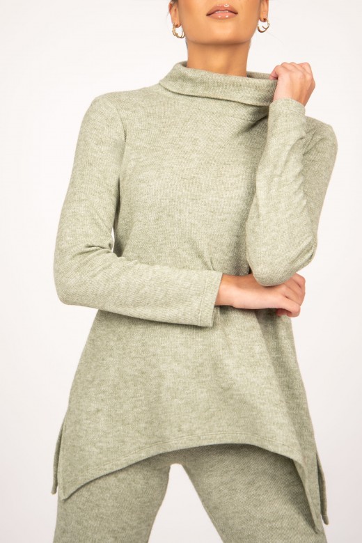 Knit tunic with wide turtleneck