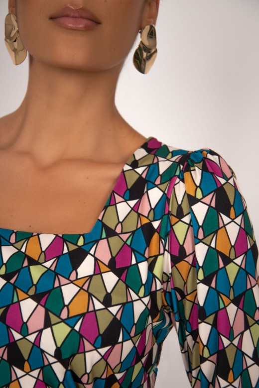 Geometric pattern dress with belt