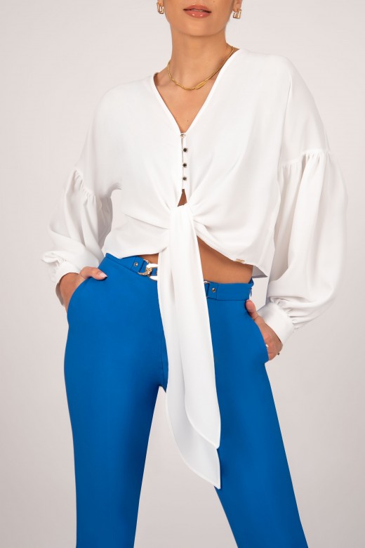 Cropped blouse with bow