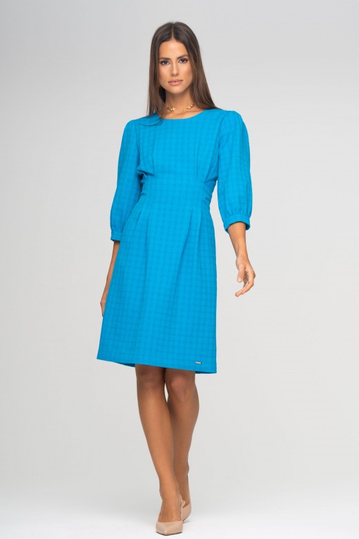Textured dress with pleats