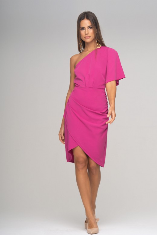 Vestido fluido escote asimtrico