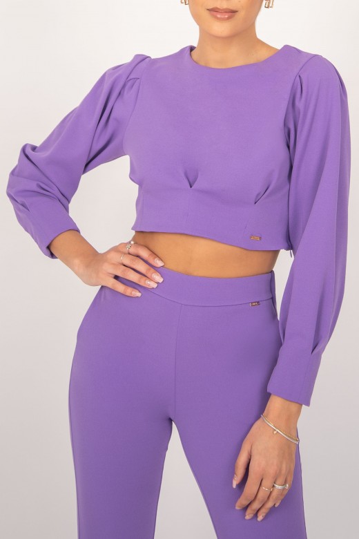 Long-sleeved top with pleats