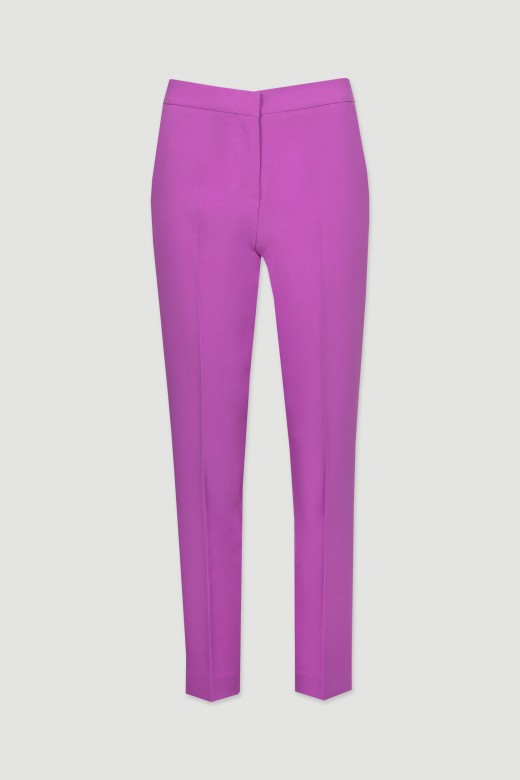 Pantaln clsico con cinturn elstico