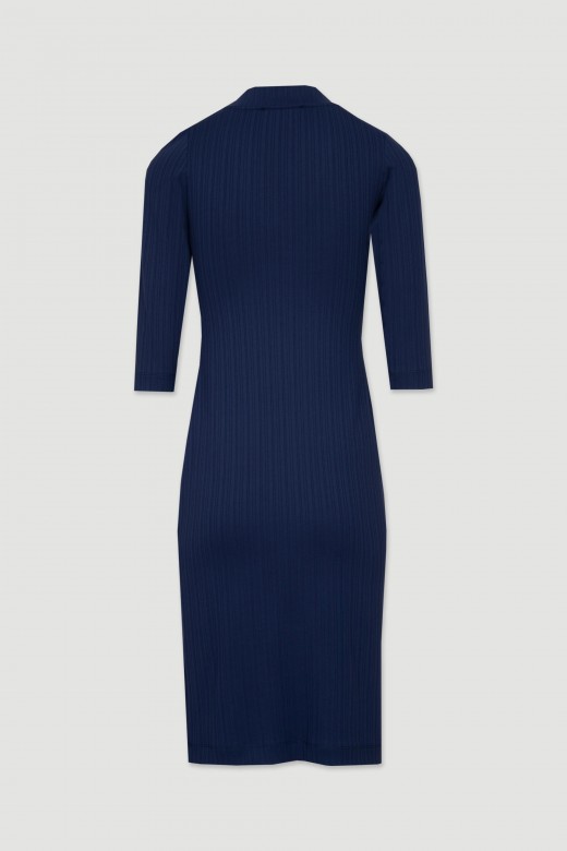 Ribbed knit dress with buttons