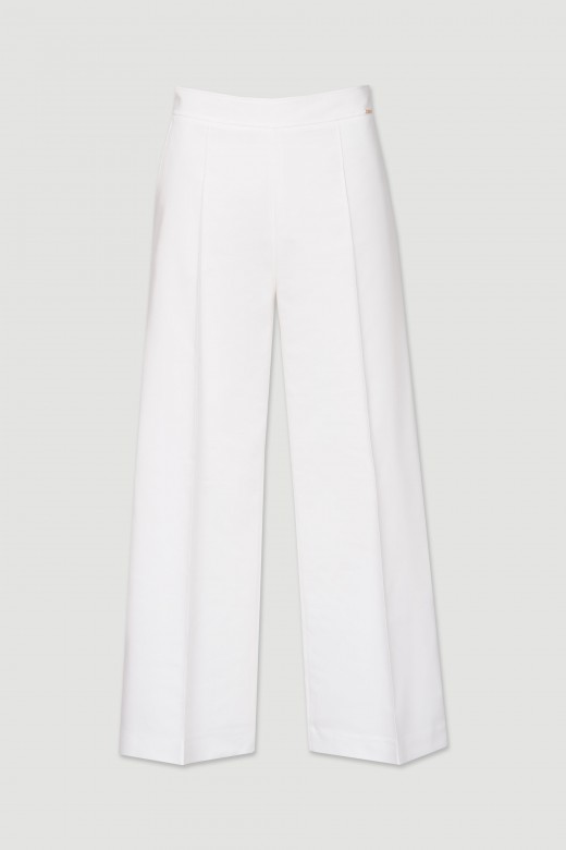 Classic cropped pants