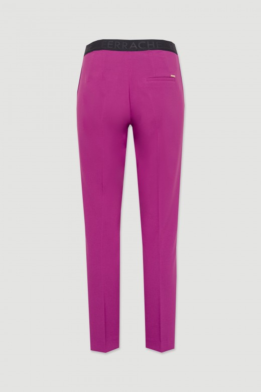 Pantaln clsico con botones cintura elstica