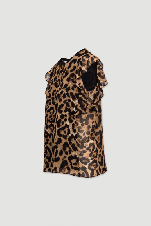 Blusa com padro animal
