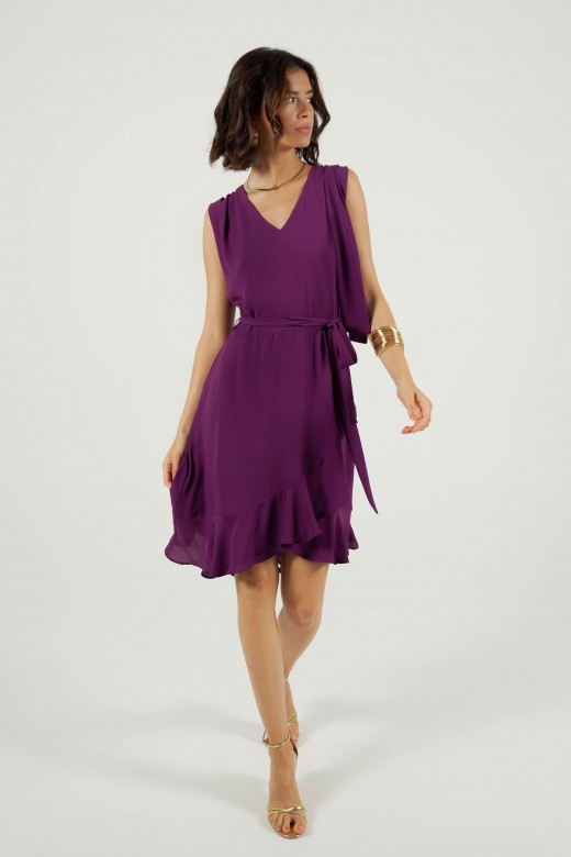 Robe courte avec ceinture