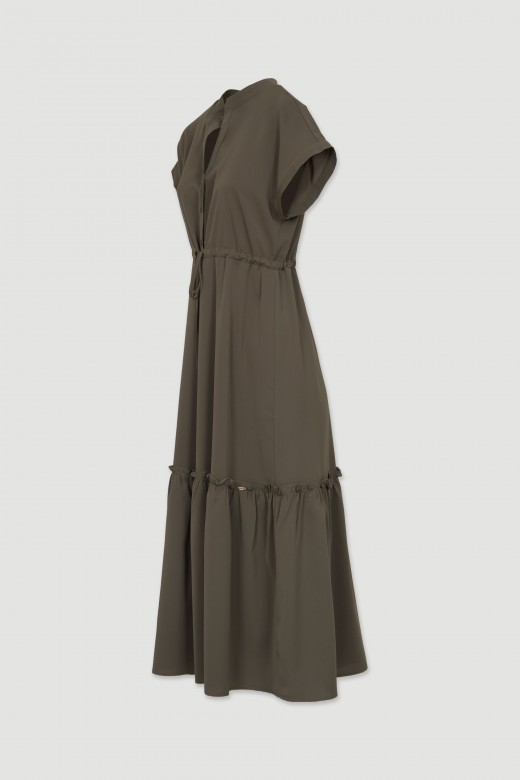 Dress with adjustable waist