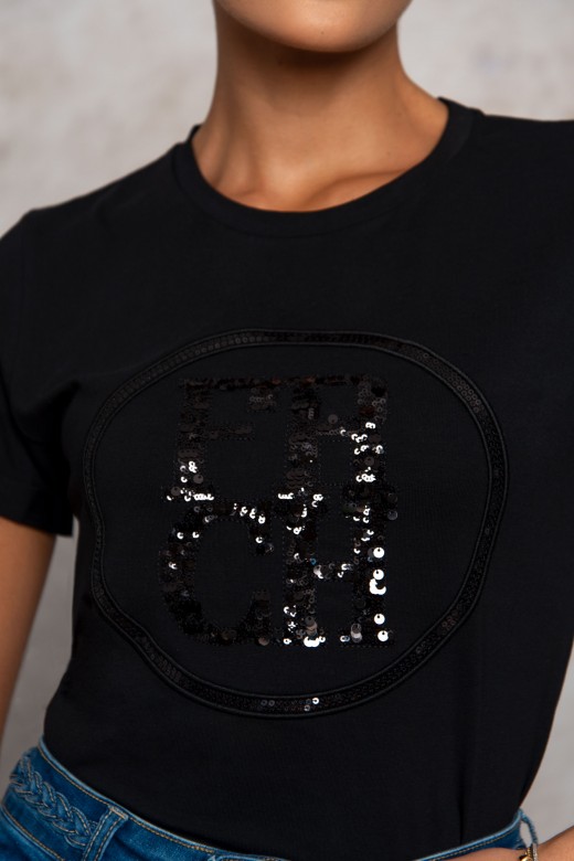 T-shirt logo sequins