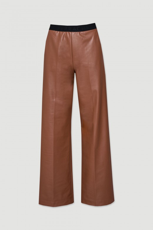 Pantalon en simili cuir