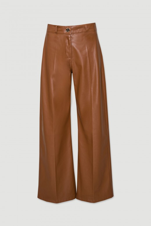 Short wide-leg faux leather pants