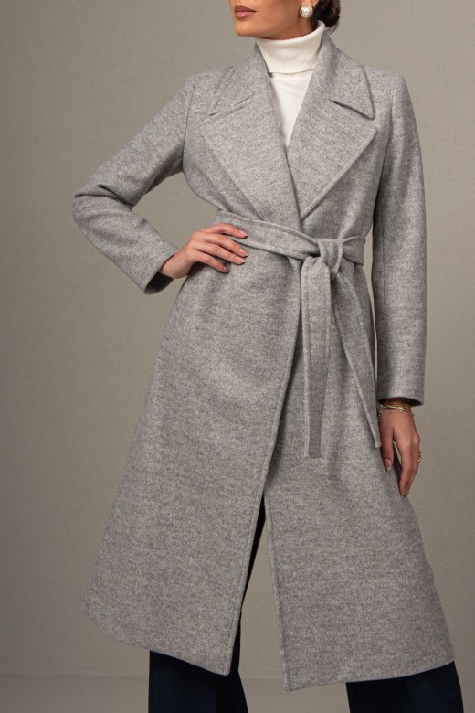 Woolen overcoat with belt