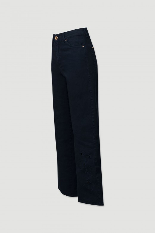 Chino pants with embroidery detail