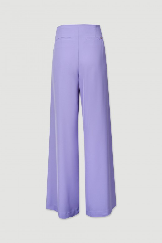 Wide leg pants with a front pleat
