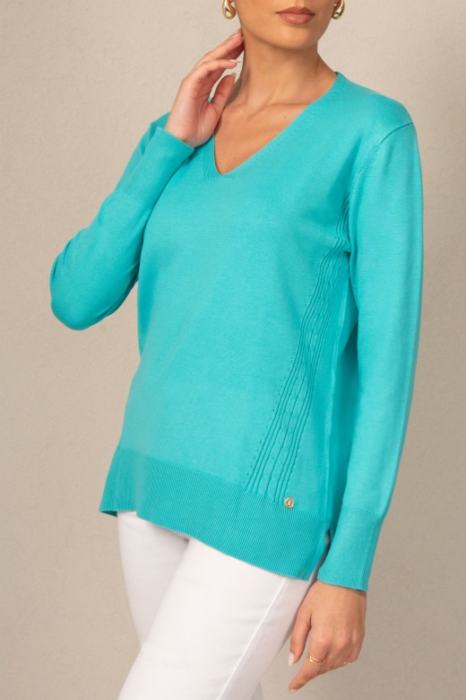 Knit tunic with textured effect on the side