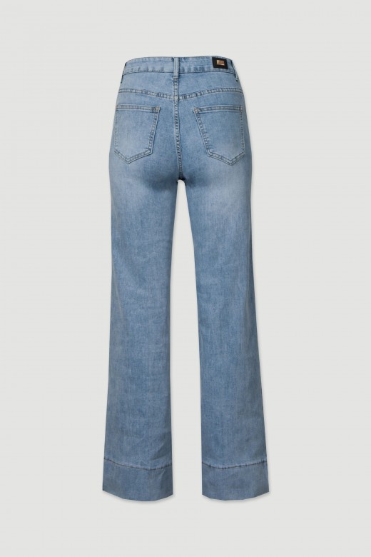 Wide leg jeans with leg seam detail