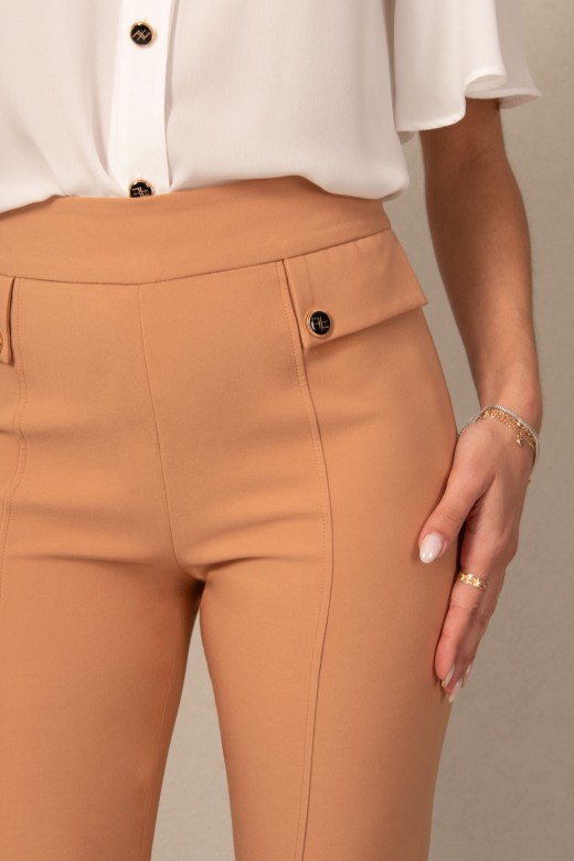 Classic pants with flaps