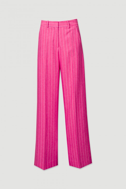 Wide-leg pants with pinstripes