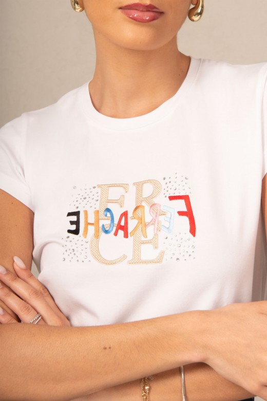T-shirt with embroidery and transfers