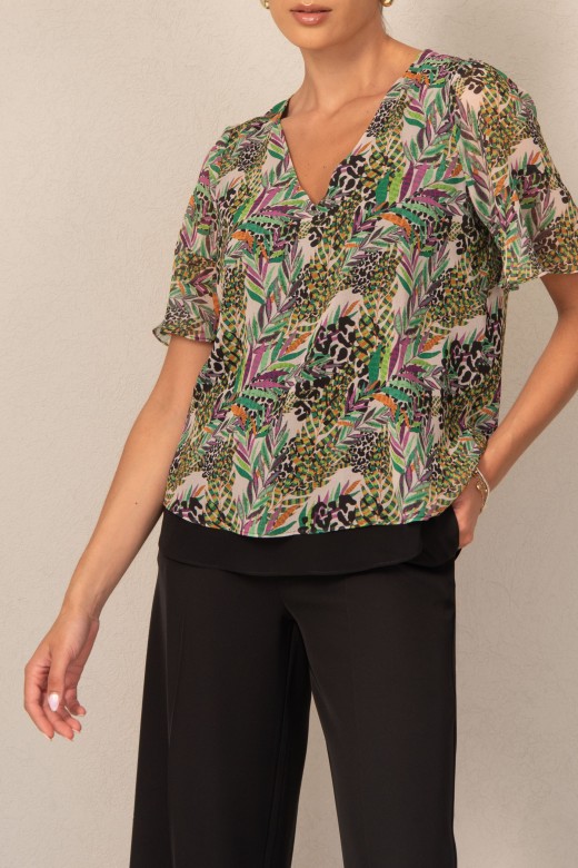 Tunic with pattern and contrasting fabric