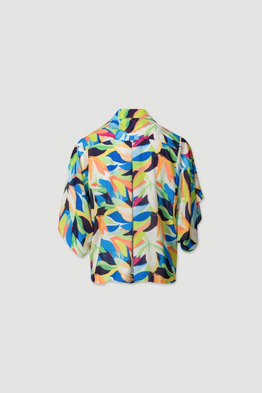 Patterned blouse with batwing sleeves