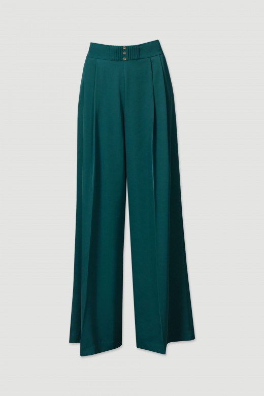 Wide-leg trousers with pleats at the front