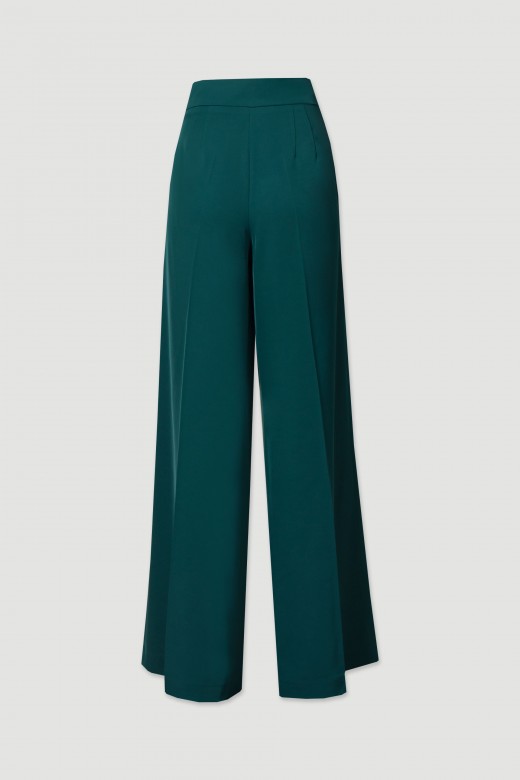 Wide-leg trousers with pleats at the front