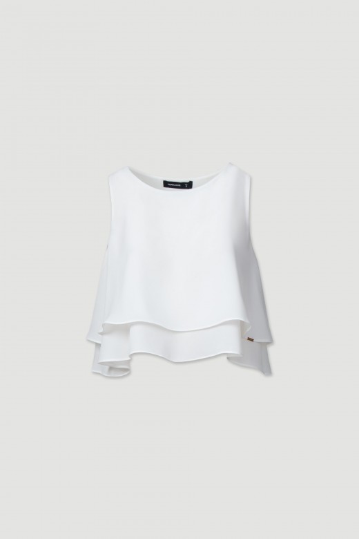 Short top with double-layer fabric