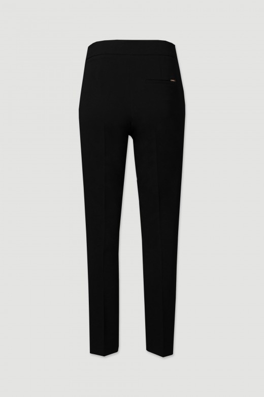 Pantalon classique avec dtails mtalliques