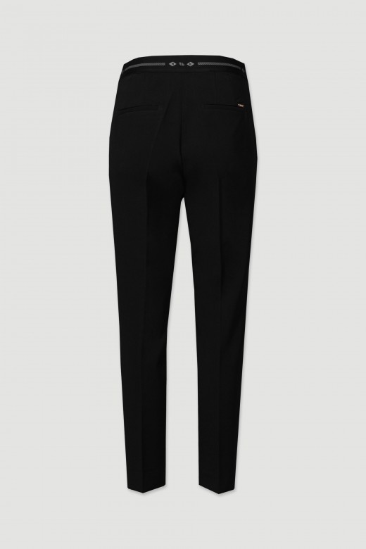 Classic trousers with elastic belt