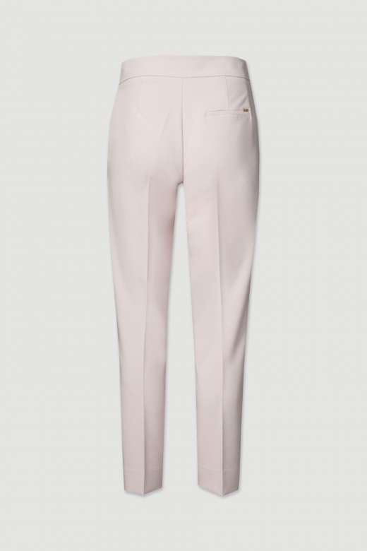 Pantalon classique avec dtails mtalliques