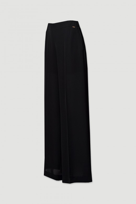 Fluid wide-leg pants with back elastic