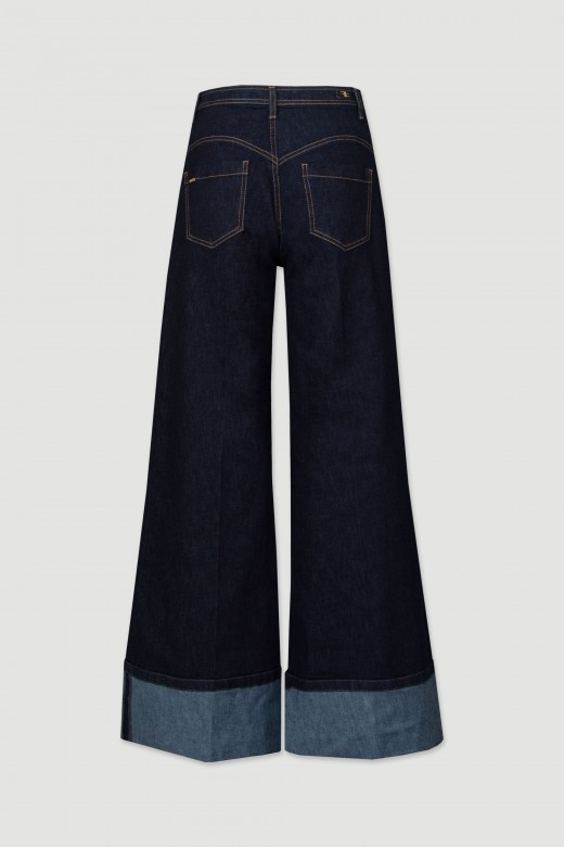 High-waisted wide leg jeans