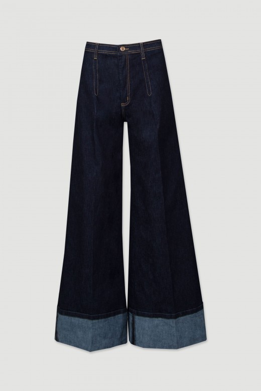 High-waisted wide leg jeans