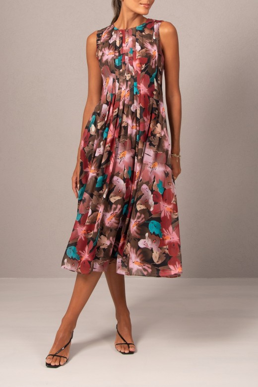 Fluid floral dress with pleat detail