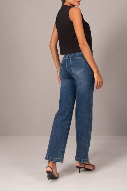 High-waisted straight jeans