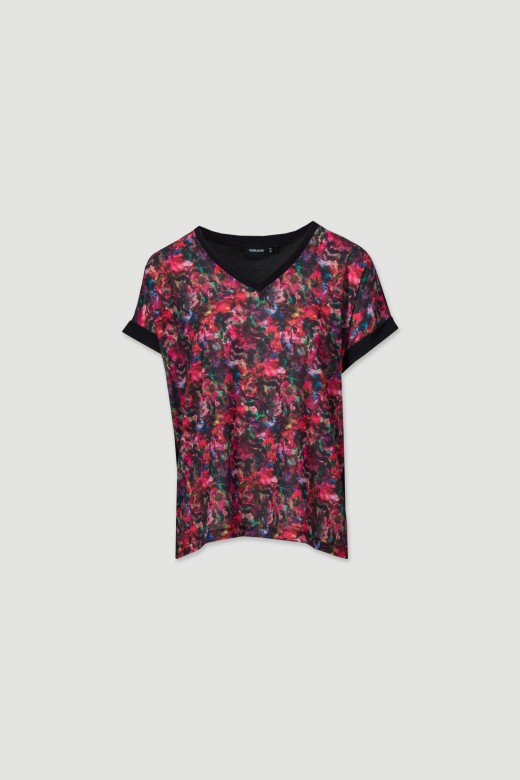 Blouse with floral printed fabric on the front