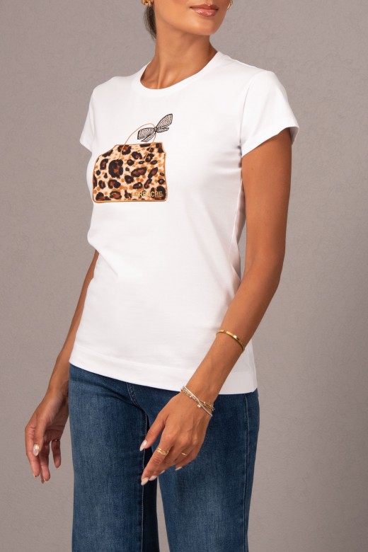 Basic t-shirt with printed fabric appliqu